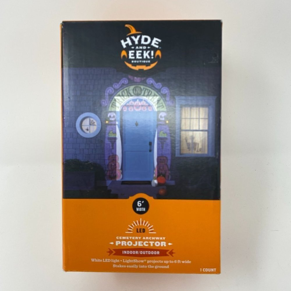 Target Hyde & EEK! Boutique™ LED Trick or Treat Cemetery Archway Halloween Light